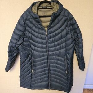 L.L. Bean Navy Puffer Jacket with attached hood